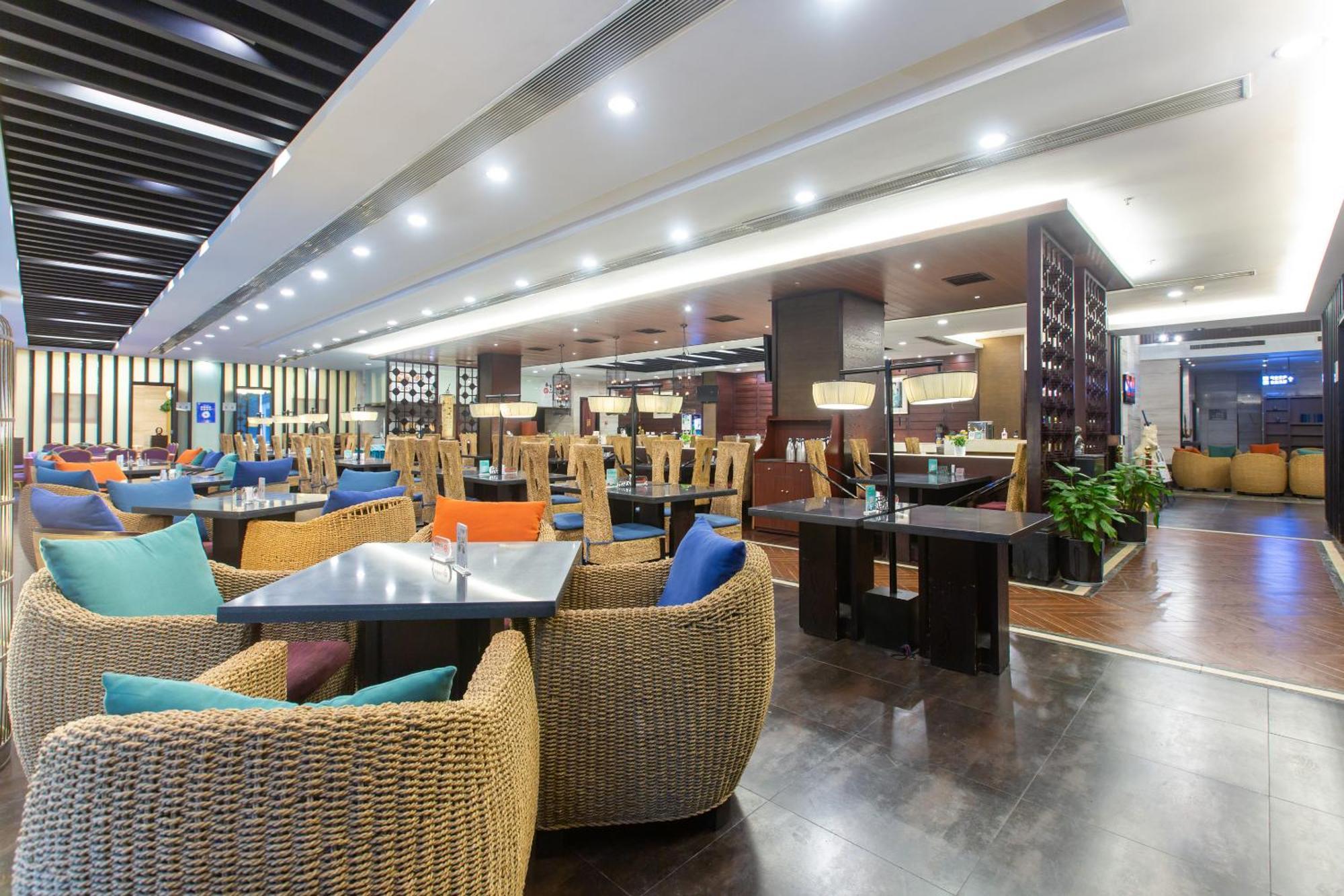 Ssaw Boutique Hotel Nanchang Bayi Square Екстер'єр фото